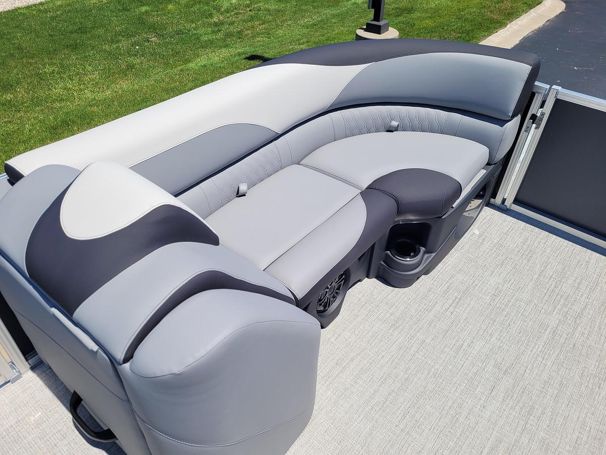 2026 Tahoe Pontoons 2385 LTZ Quad Lounger Shift SP25