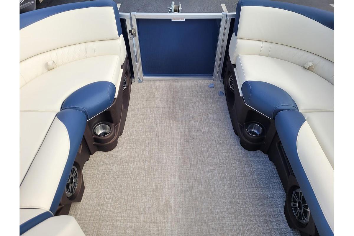 2026 Tahoe Pontoons 2385 LTZ Rear Fish
