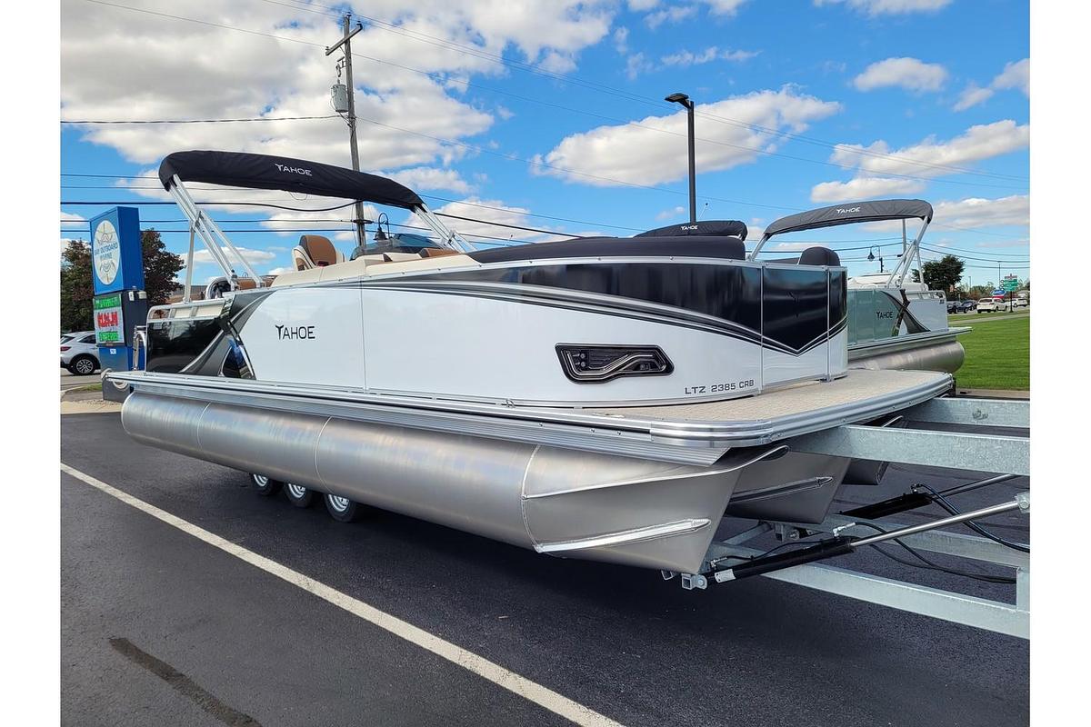 2026 Tahoe Pontoons 2385 LTZ Cruise Rear Bench 25" SP
