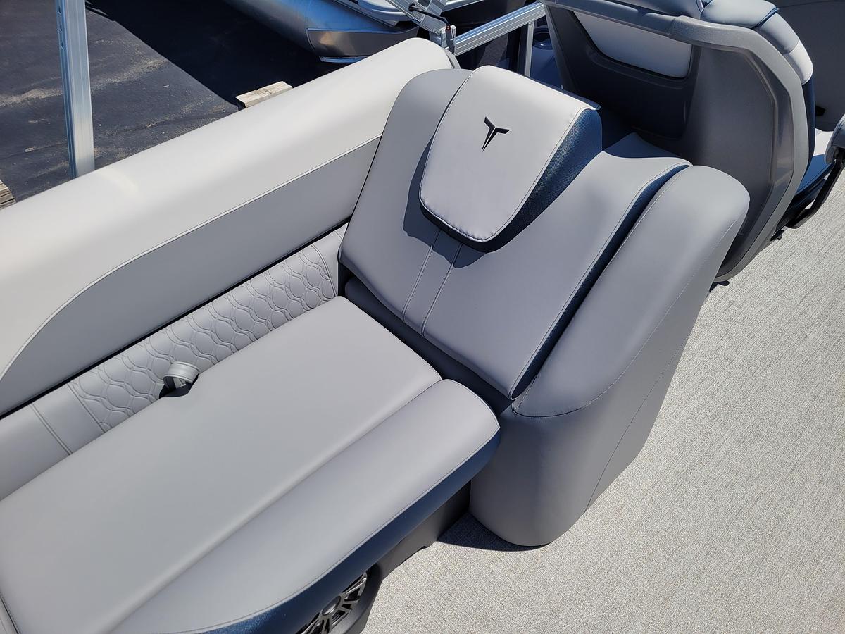 2026 Tahoe Pontoons 2385 LTZ Quad Lounger SP25