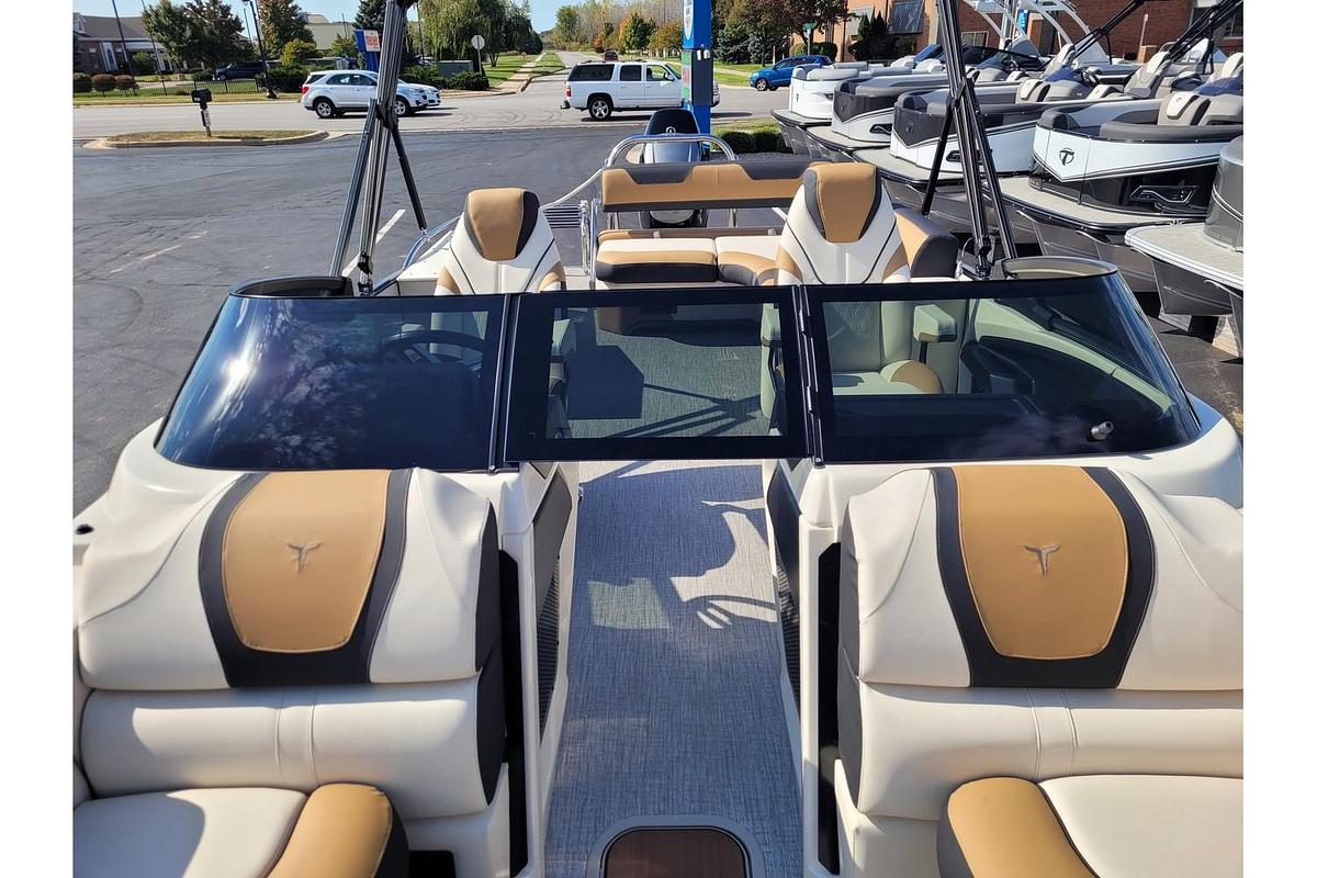 2025 Tahoe Pontoons 2585 Cascade Cruise Rear Bench Windshield 25" WG