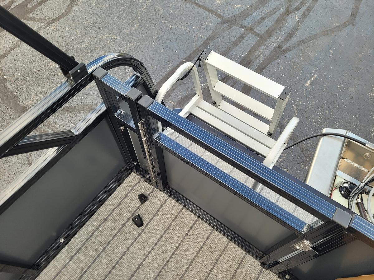 2027 Tahoe Pontoons 1575 Sport Cruise