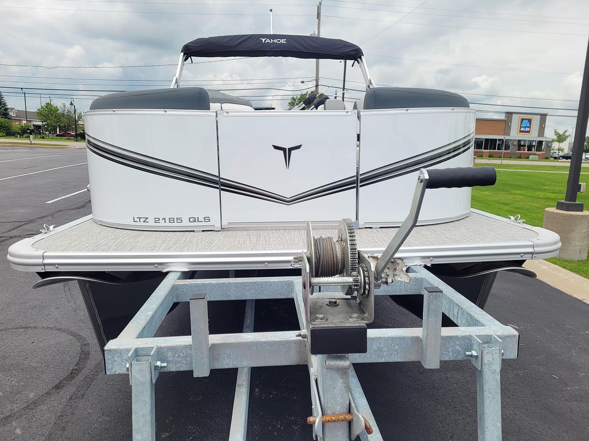 2026 Tahoe Pontoons 2185 LTZ Quad Lounger Shift