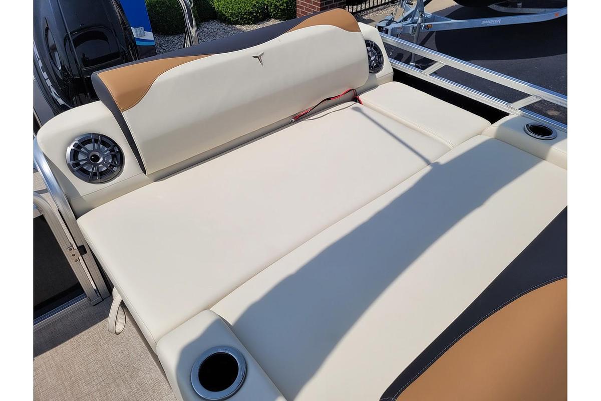 2026 Tahoe Pontoons 2385 LTZ Versatile Rear Lounger 25" SP
