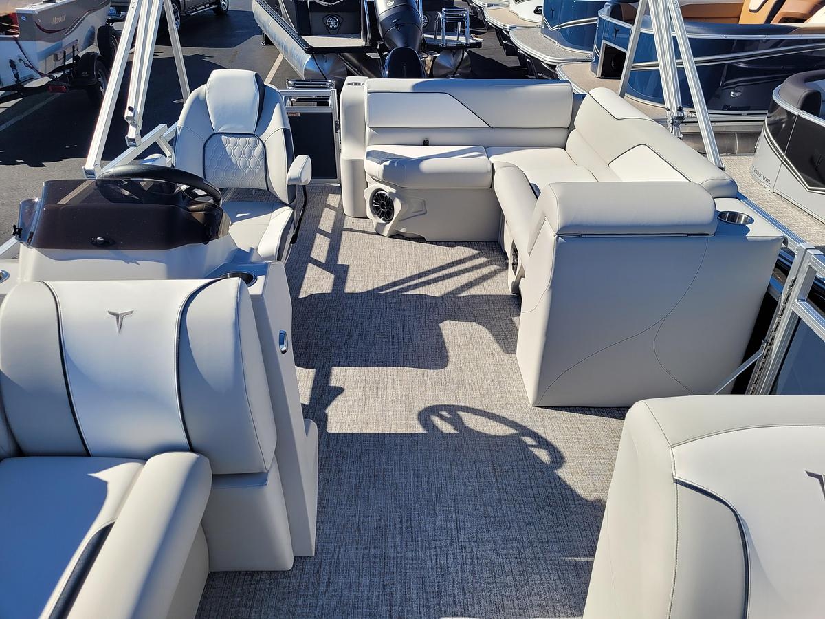 2026 Tahoe Pontoons 2180 Sport Cruise Rear Bench