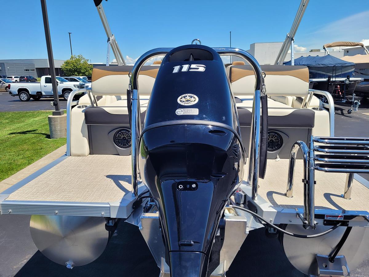2026 Tahoe Pontoons 2385 LTZ Quad Lounger Shift