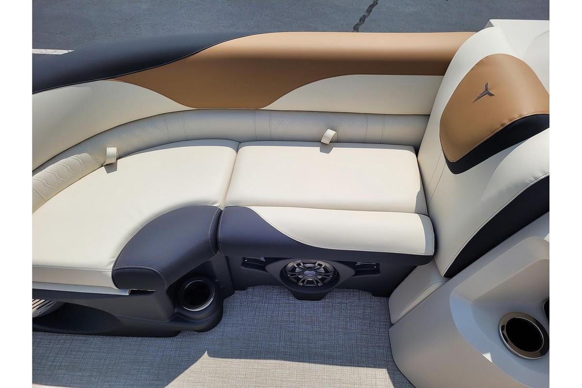 2026 Tahoe Pontoons 2385 LTZ Versatile Rear Lounger 25" SP