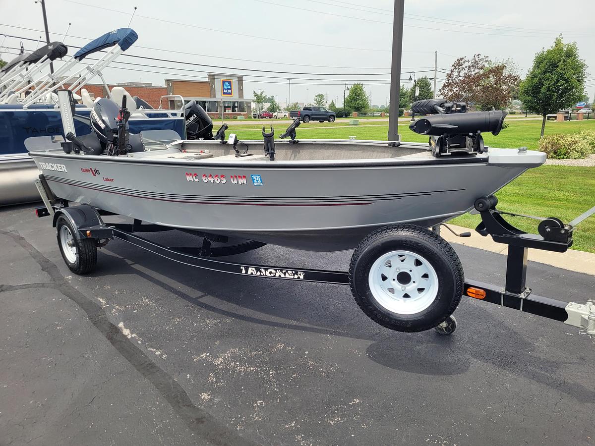 Used 2012 Tracker Guide V-16 Laker