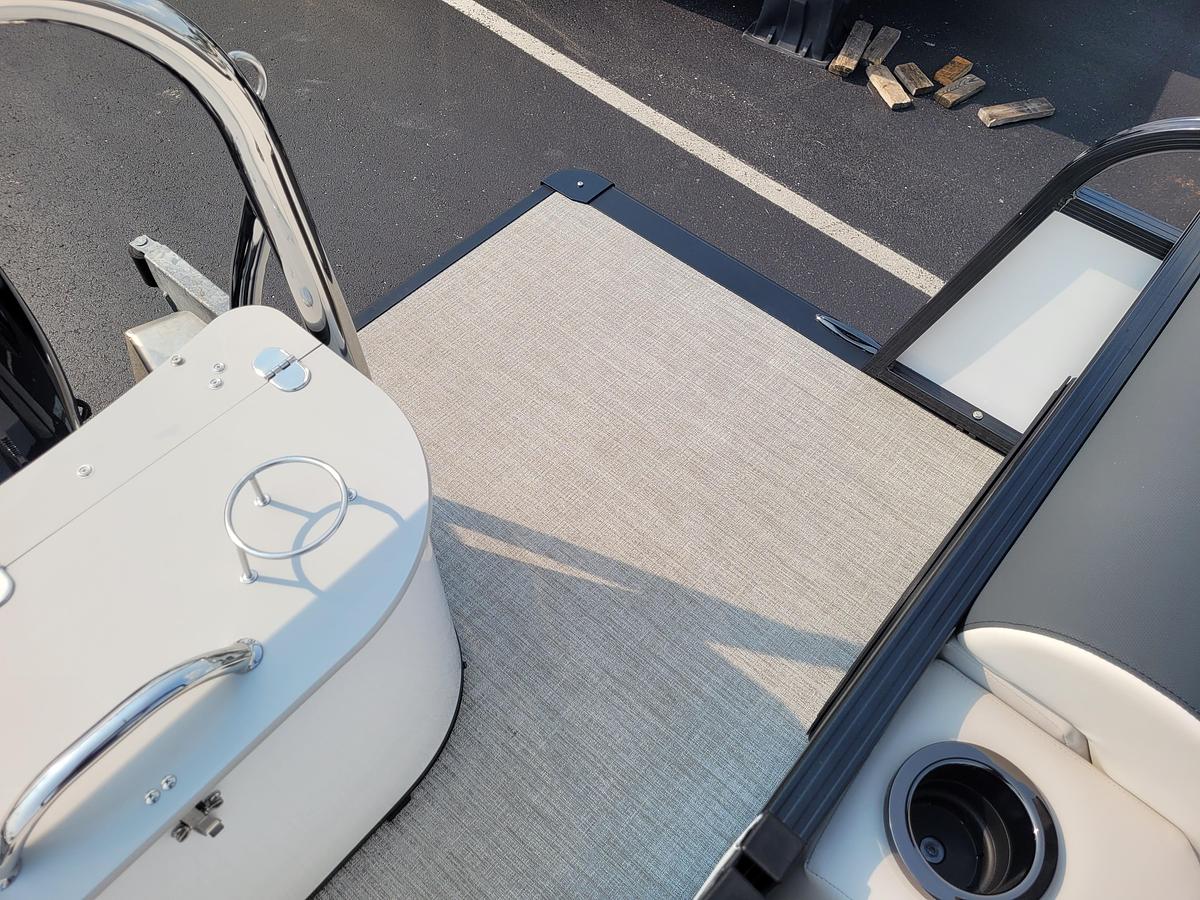 2027 Tahoe Pontoons 2385 LTZ Quad Lounger SP25
