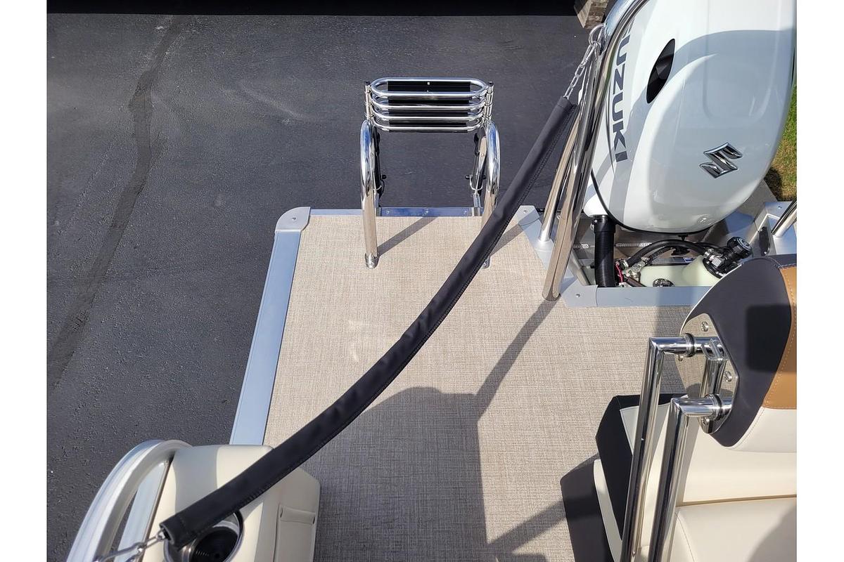 2026 Tahoe Pontoons 2185 LTZ Cruise Rear Bench