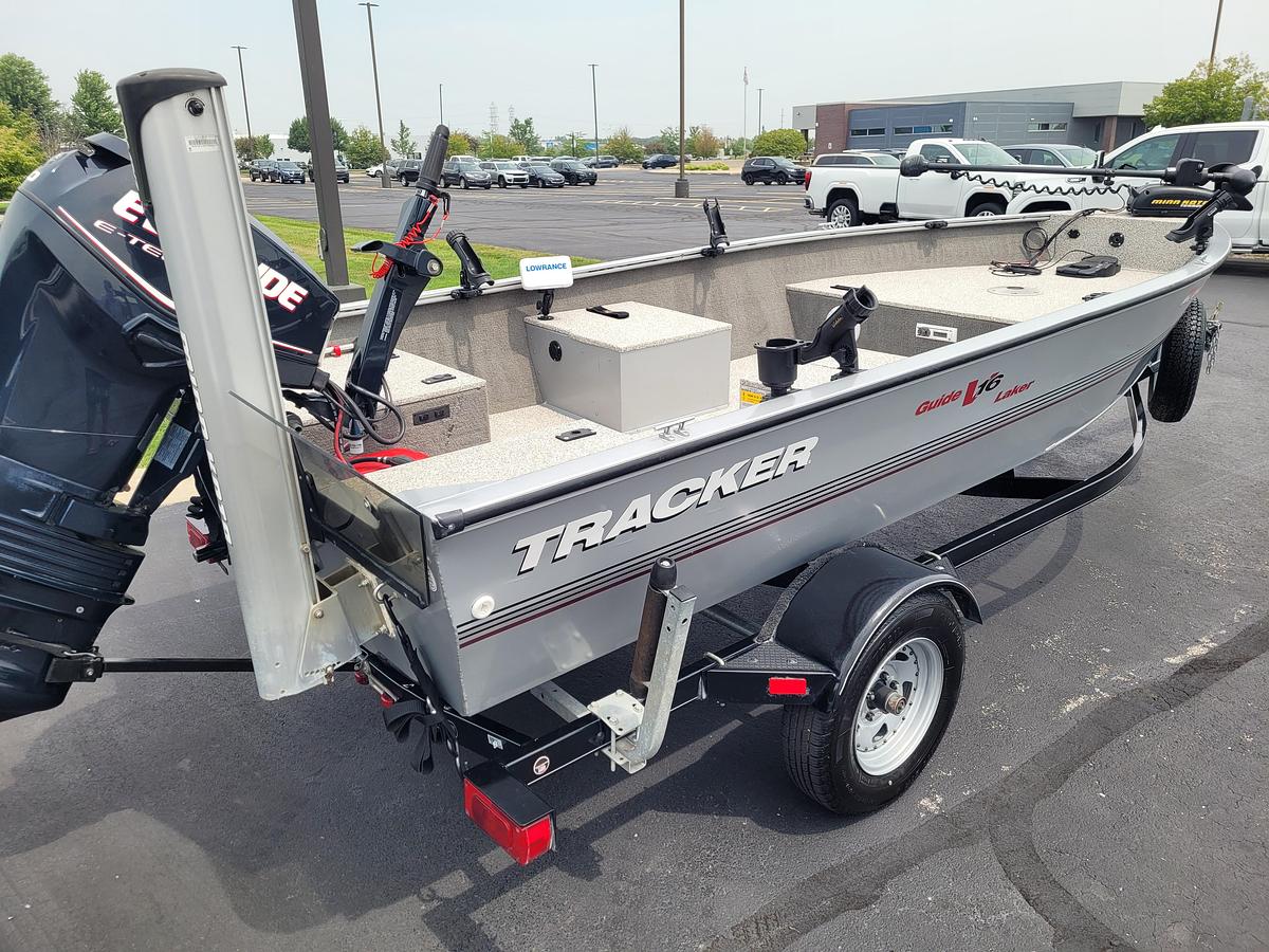 Used 2012 Tracker Guide V-16 Laker