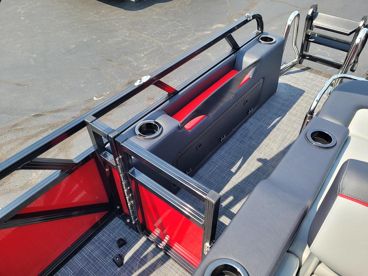 2027 Tahoe Pontoons 2180 Sport Versatile Rear Bench SP25