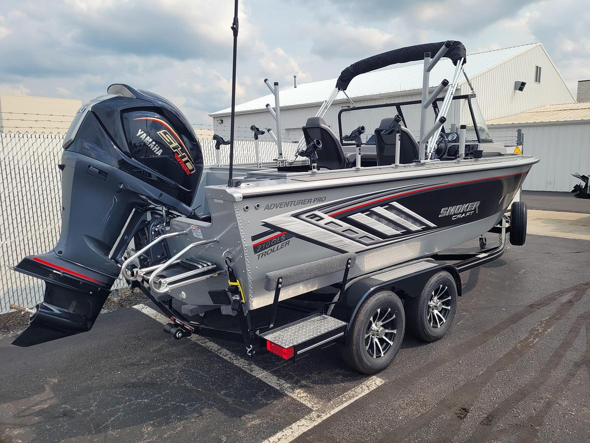 2025 Smoker Craft 210 Adventurer GLS PRO Troller