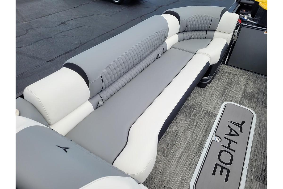 Used 2026 Tahoe Pontoons 2785 Grand Tahoe LTD Twin Quad Lounger Shift Windshield 27" WG