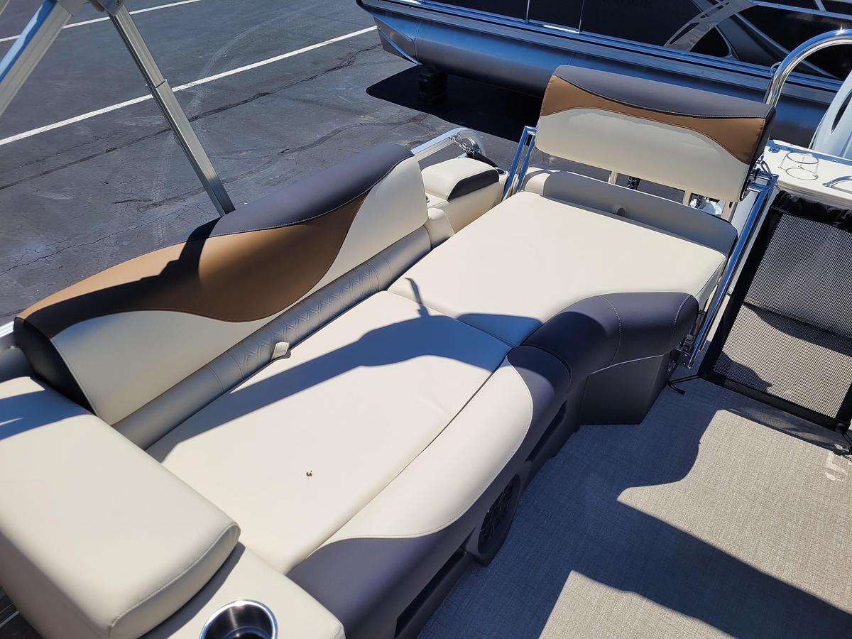 2026 Tahoe Pontoons 2385 LTZ Quad Lounger Shift SP25