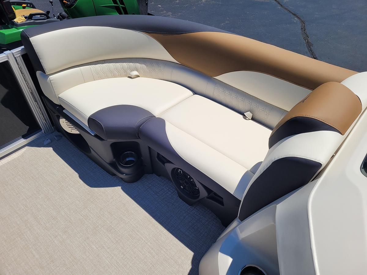 2026 Tahoe Pontoons 2385 LTZ Quad Lounger Shift