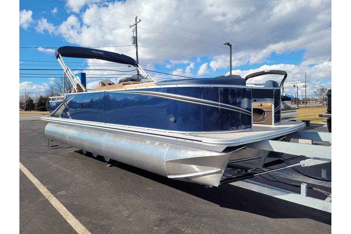 2026 Tahoe Pontoons 2385 LTZ Rear Fish 25" SP