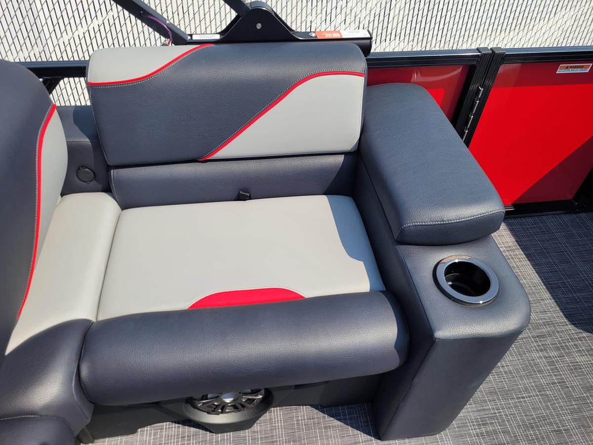 2027 Tahoe Pontoons 2180 Sport Versatile Rear Bench SP25