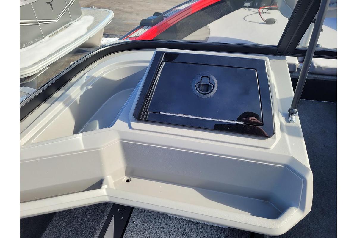 2026 Smoker Craft Explorer 190 FS