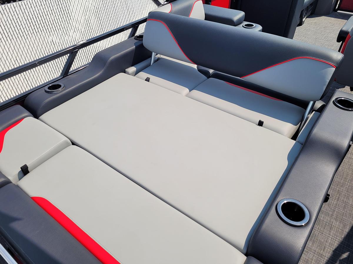 2027 Tahoe Pontoons 2180 Sport Versatile Rear Bench SP25
