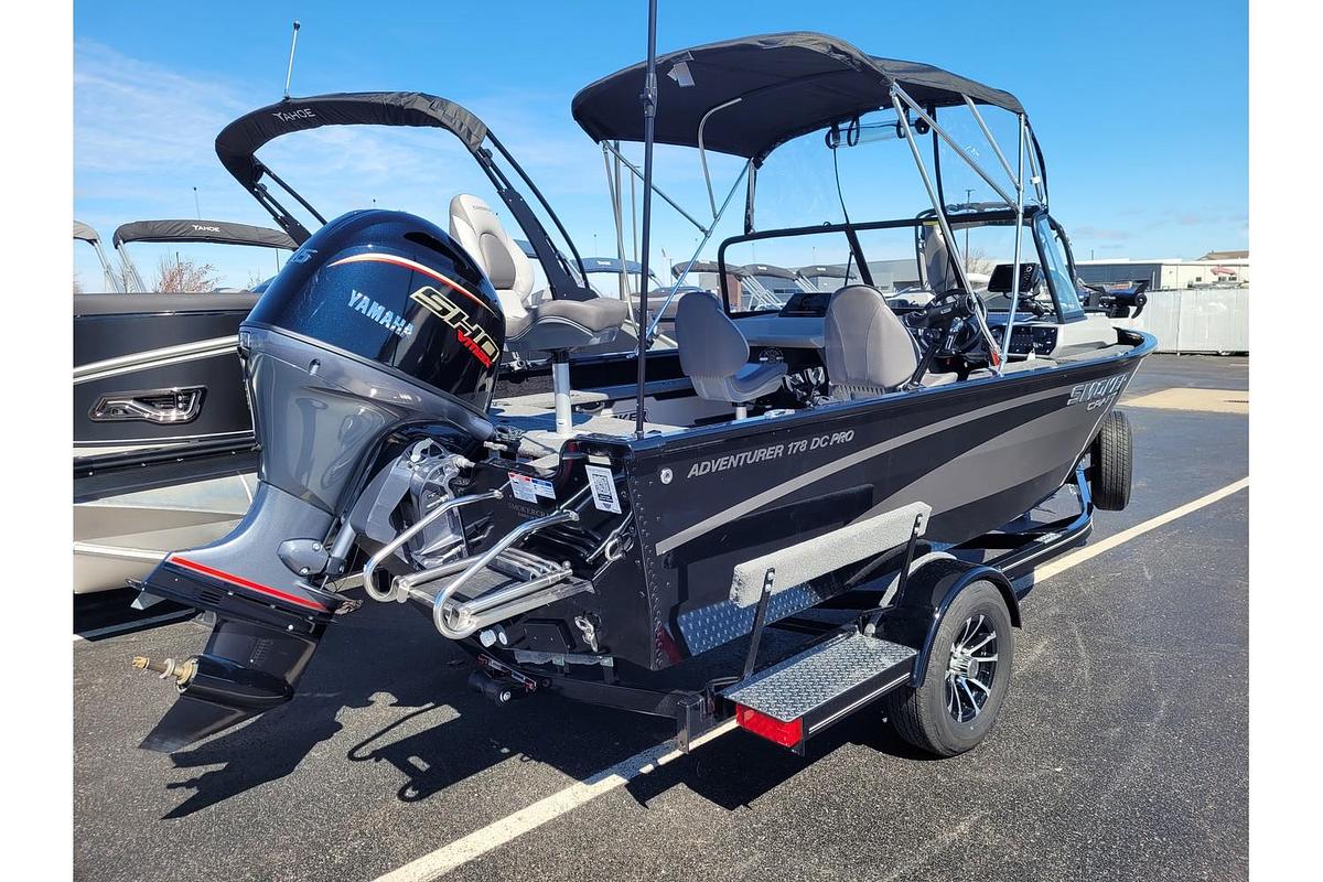 2026 Smoker Craft 178 Adventurer DC PRO