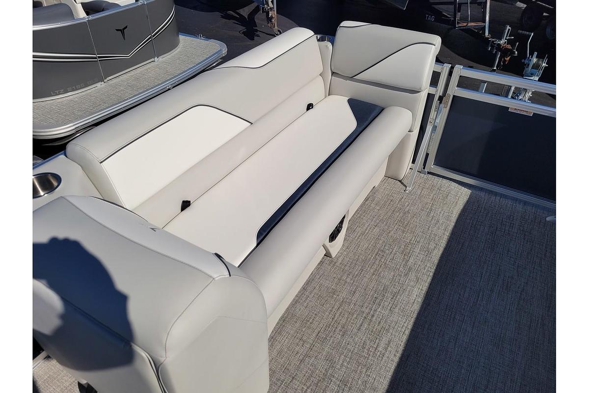 2026 Tahoe Pontoons 2180 Sport Cruise Rear Bench
