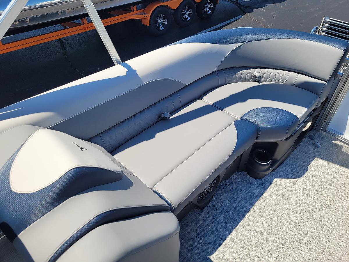 2026 Tahoe Pontoons 2385 LTZ Quad Lounger SP25