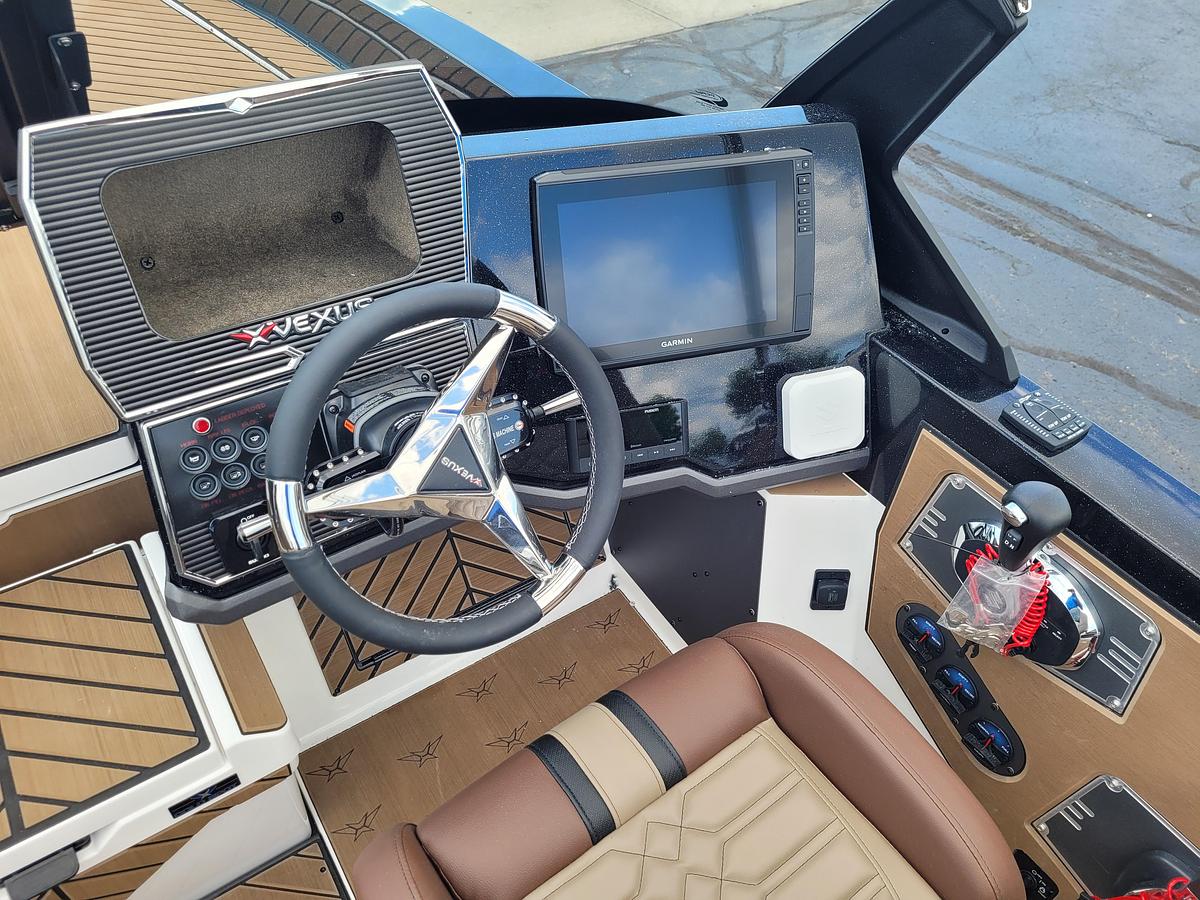 2027 Vexus DVX22s