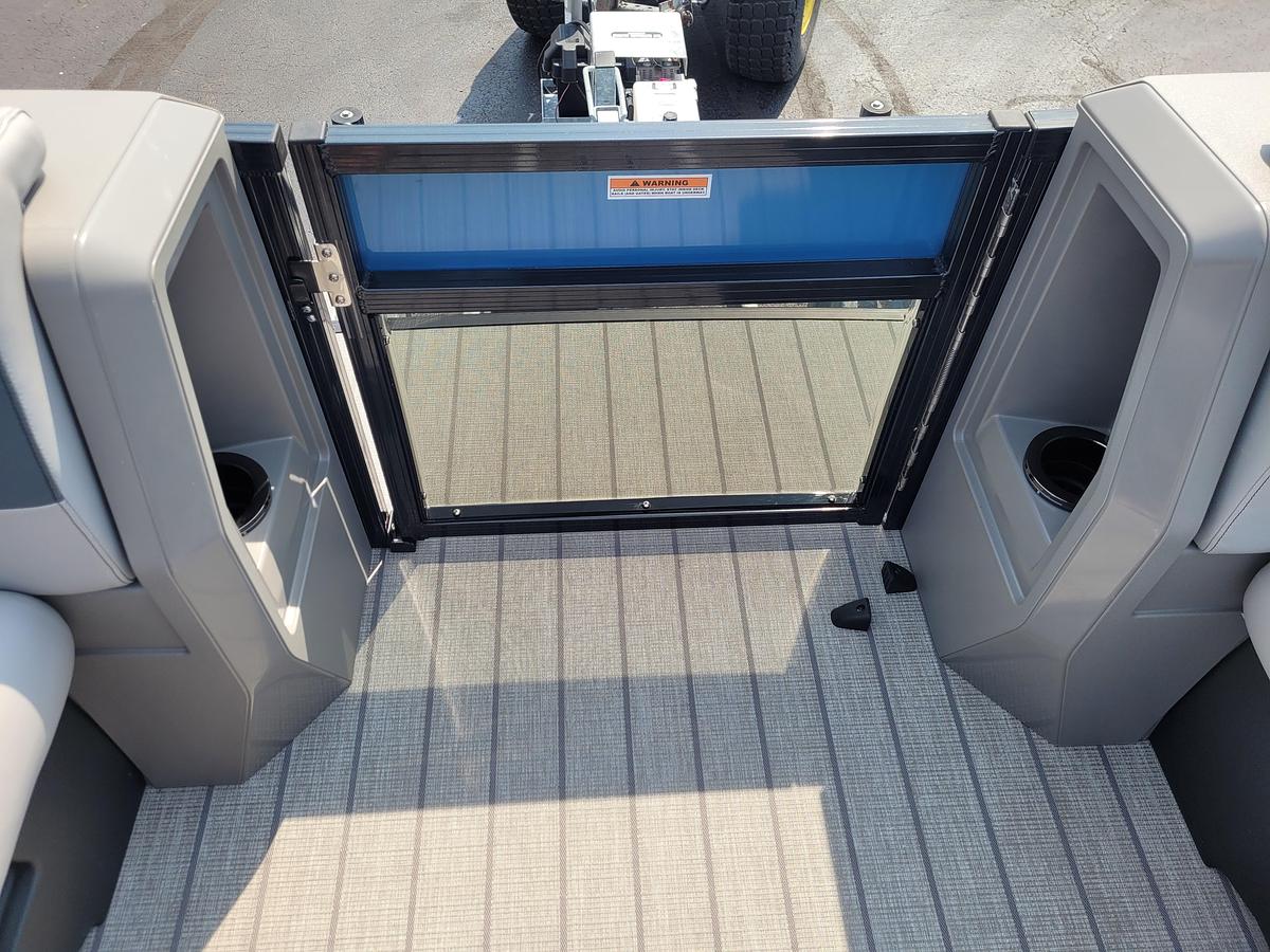2027 Tahoe Pontoons 2385 Sport 85 Versatile Rear Bench SP25