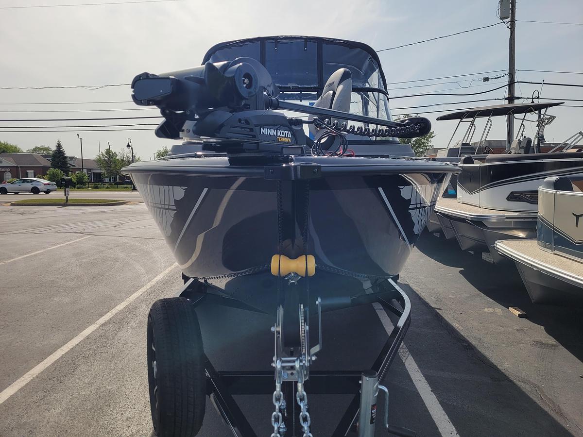 2026 Smoker Craft 210 Adventurer GLS PRO Troller