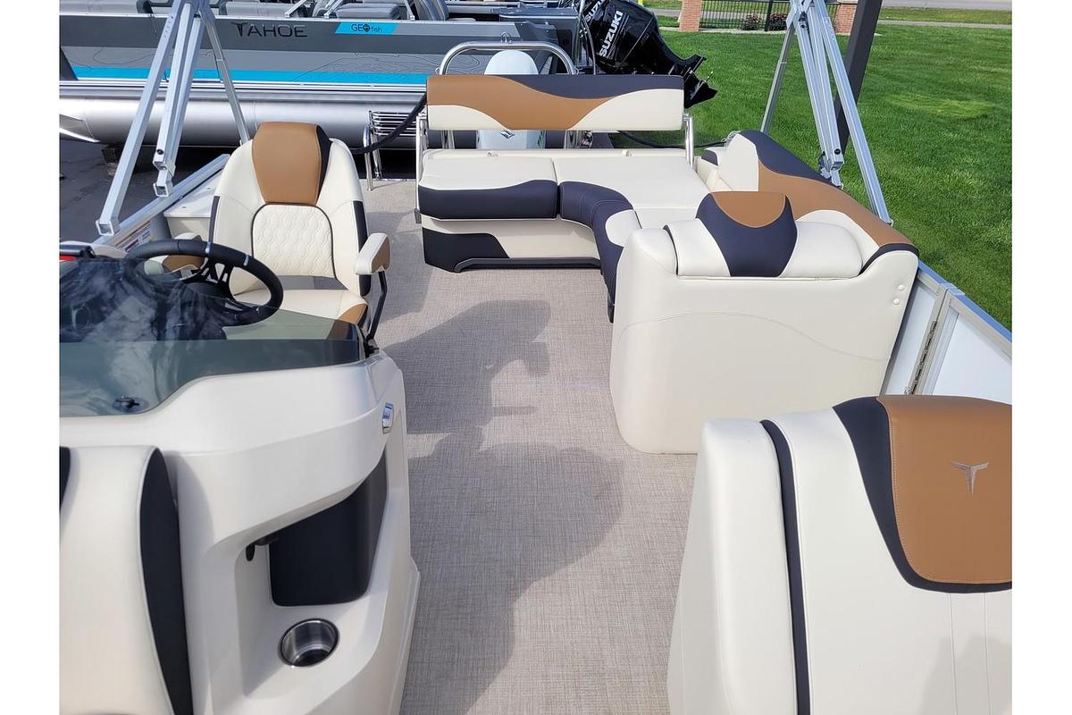 2026 Tahoe Pontoons 2185 LTZ Cruise Rear Bench