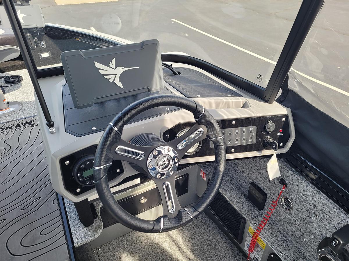 2026 Smoker Craft 210 Adventurer GLS PRO Troller