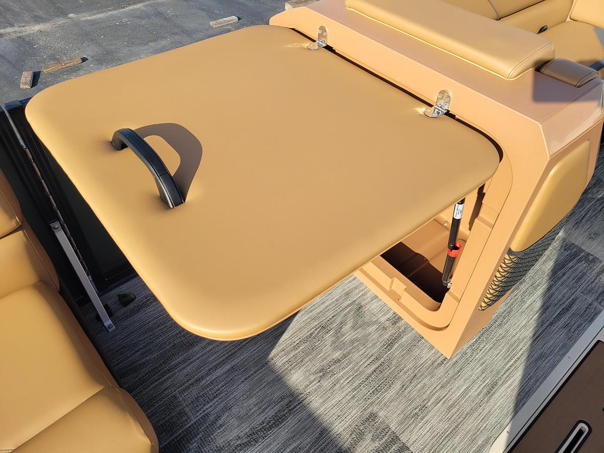 2027 Tahoe Pontoons 2385 Sport 85 Rear Fish SP25