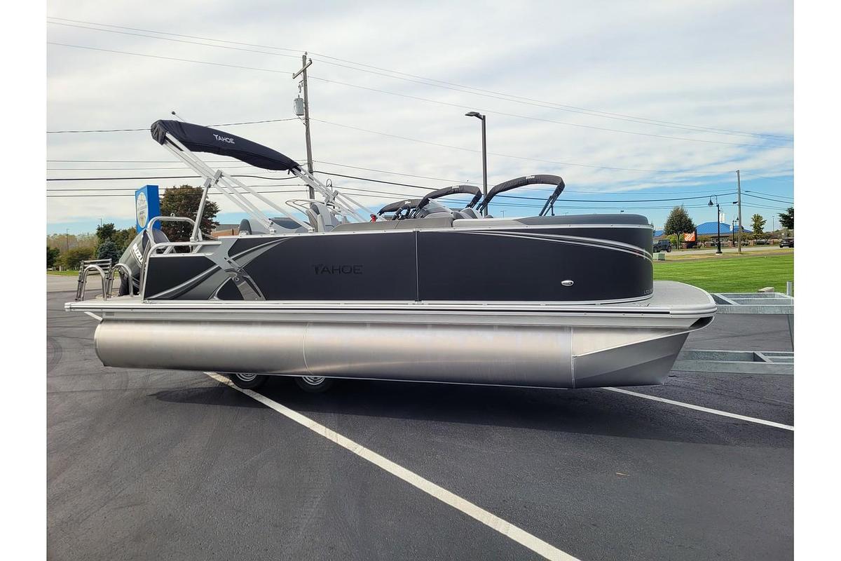 2026 Tahoe Pontoons 2185 LTZ Cruise Rear Bench