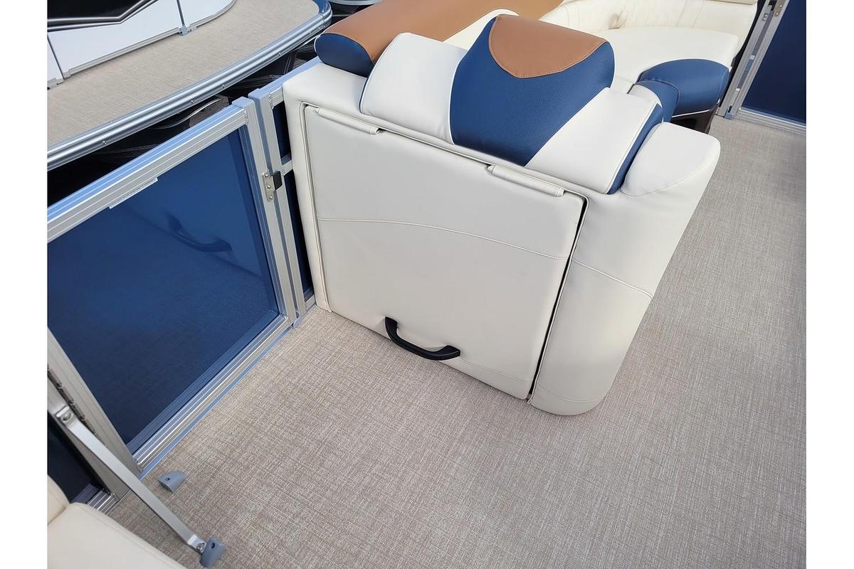 2026 Tahoe Pontoons 2385 LTZ Rear Fish