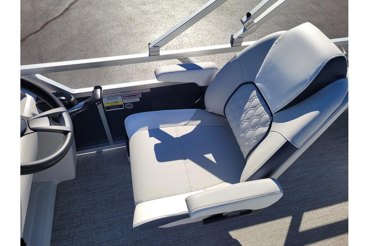 2026 Tahoe Pontoons 2180 Sport Cruise Rear Bench