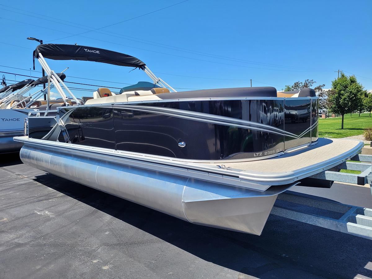 2026 Tahoe Pontoons 2385 LTZ Quad Lounger Shift