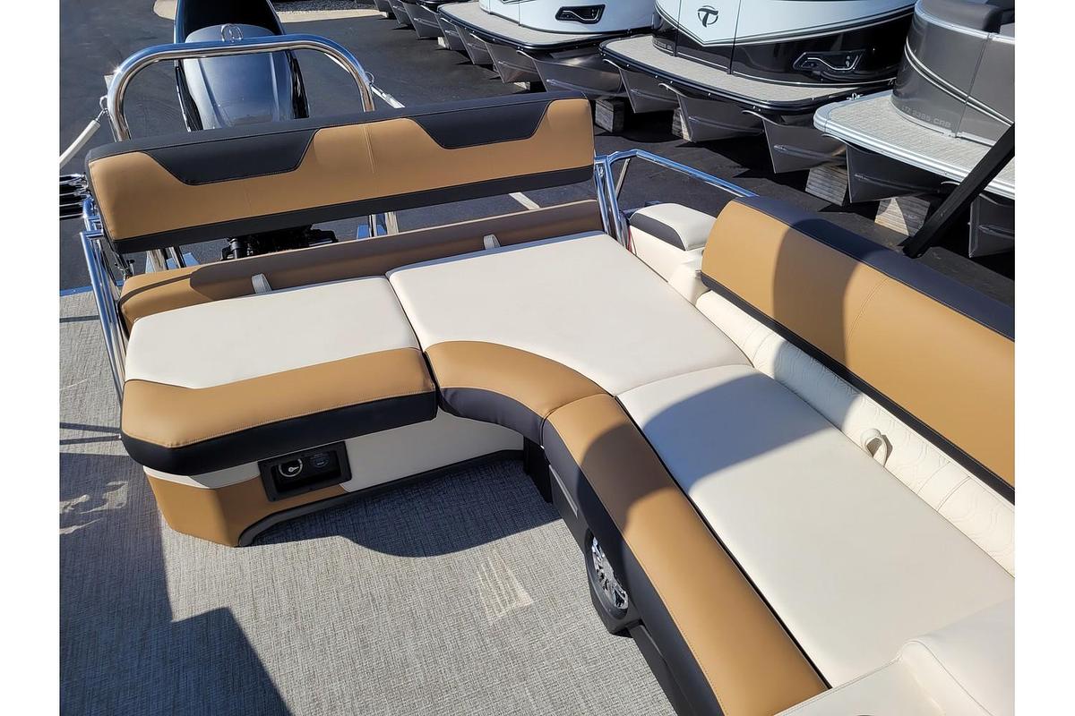 2025 Tahoe Pontoons 2585 Cascade Cruise Rear Bench Windshield 25" WG