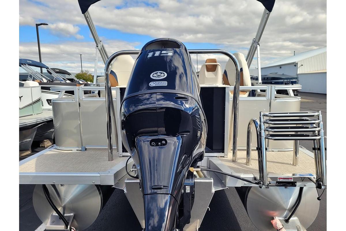 2026 Tahoe Pontoons 2385 LTZ Rear Fish