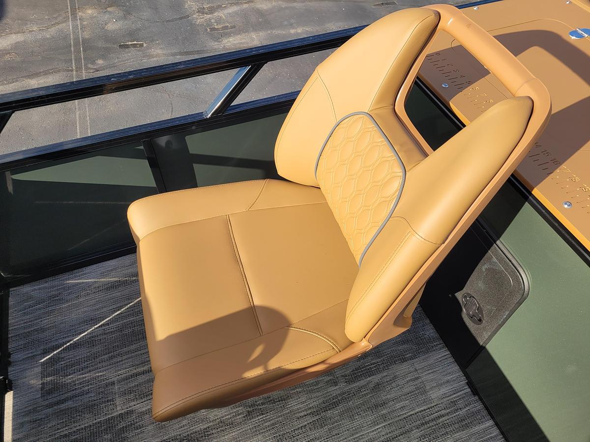 2027 Tahoe Pontoons 2385 Sport 85 Rear Fish SP25