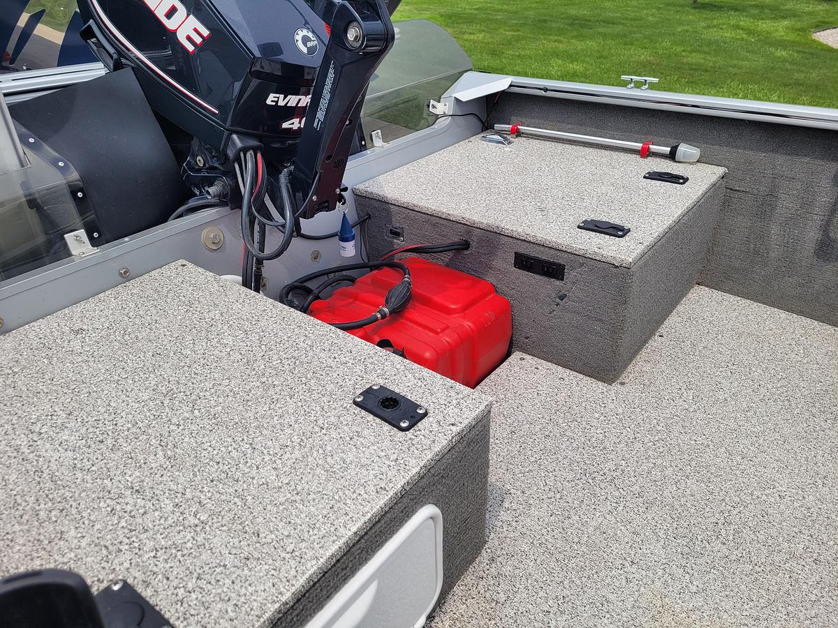 Used 2012 Tracker Guide V-16 Laker