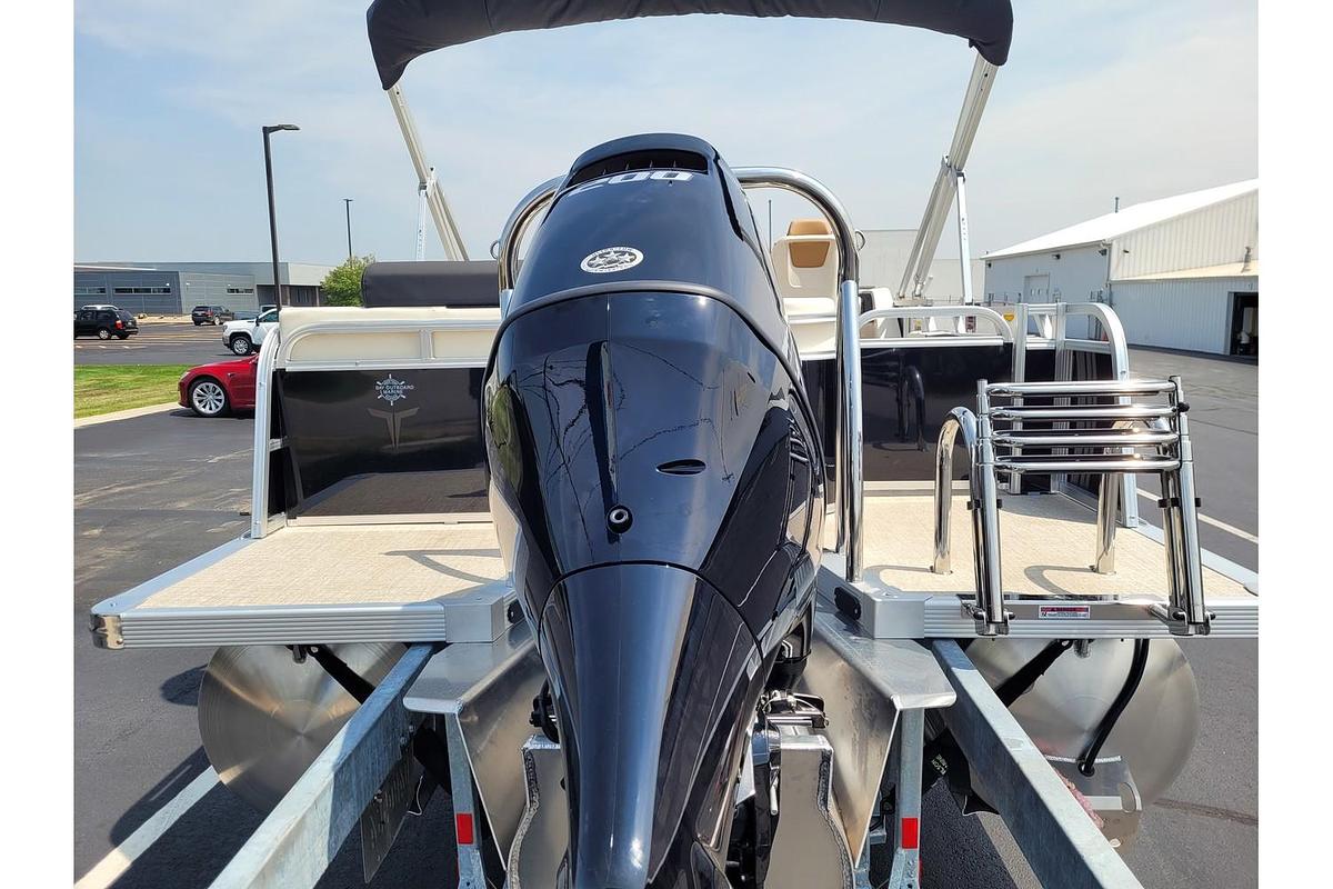 2026 Tahoe Pontoons 2385 LTZ Versatile Rear Lounger 25" SP