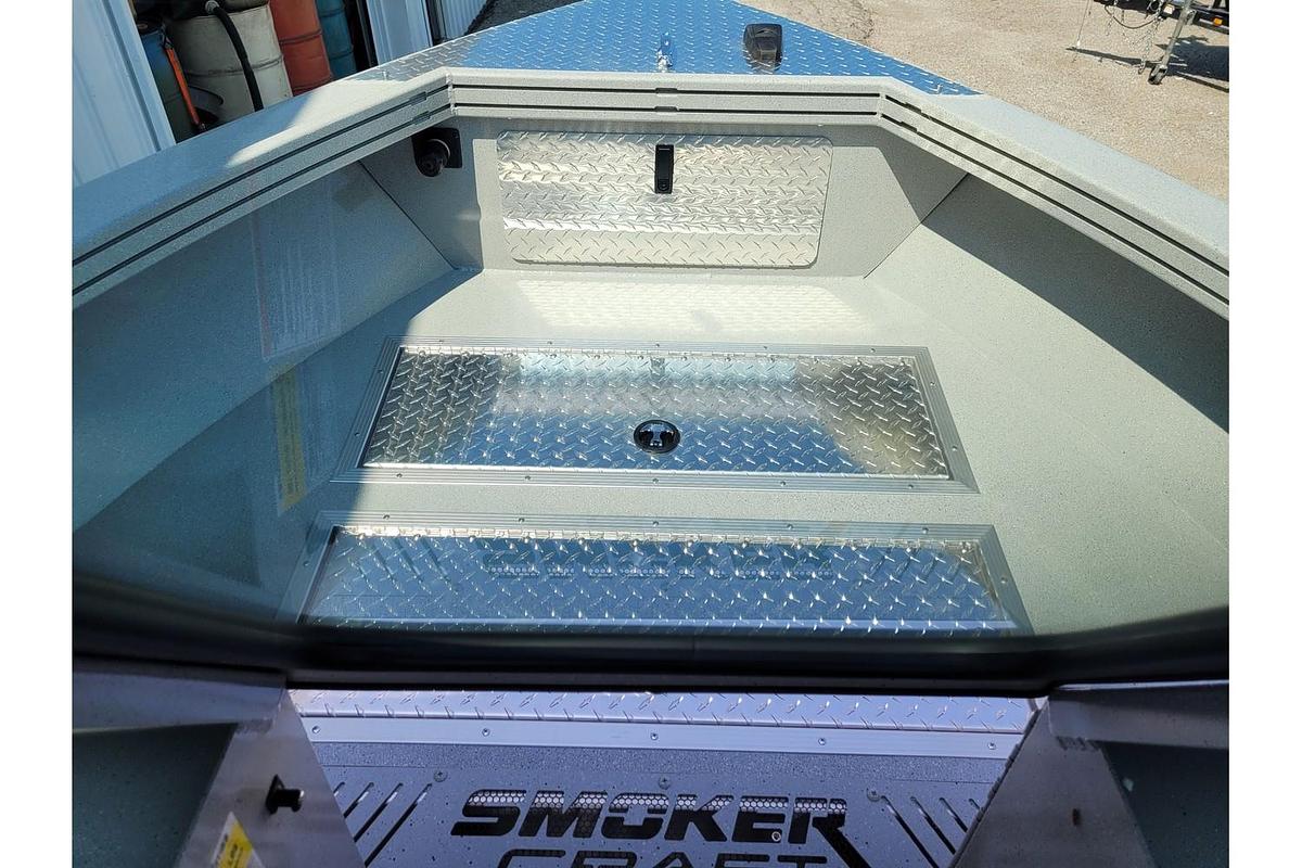 2025 Smoker Craft Phantom 18 X2