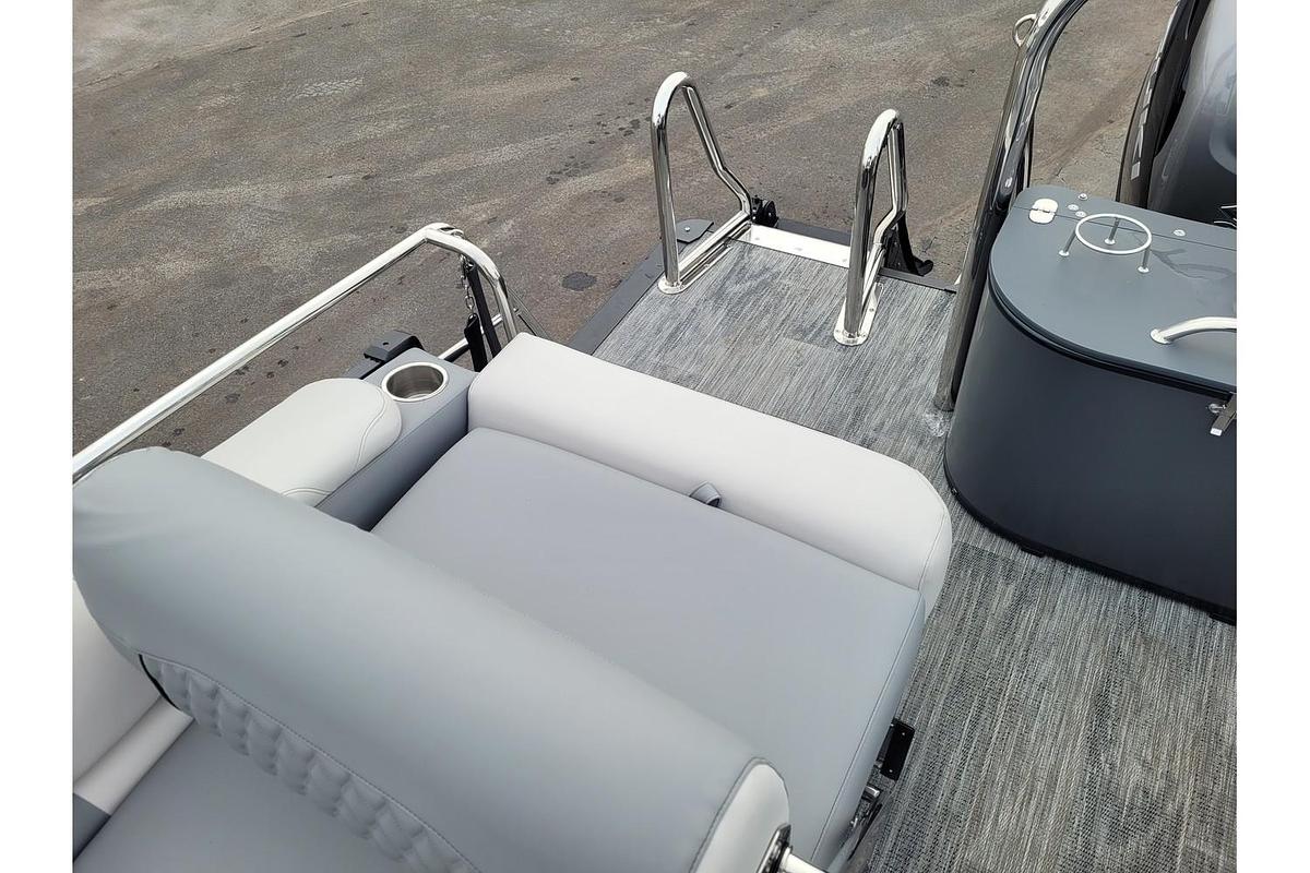 2026 Tahoe Pontoons 2585 Grand Tahoe LTD Quad Lounger 27" WG
