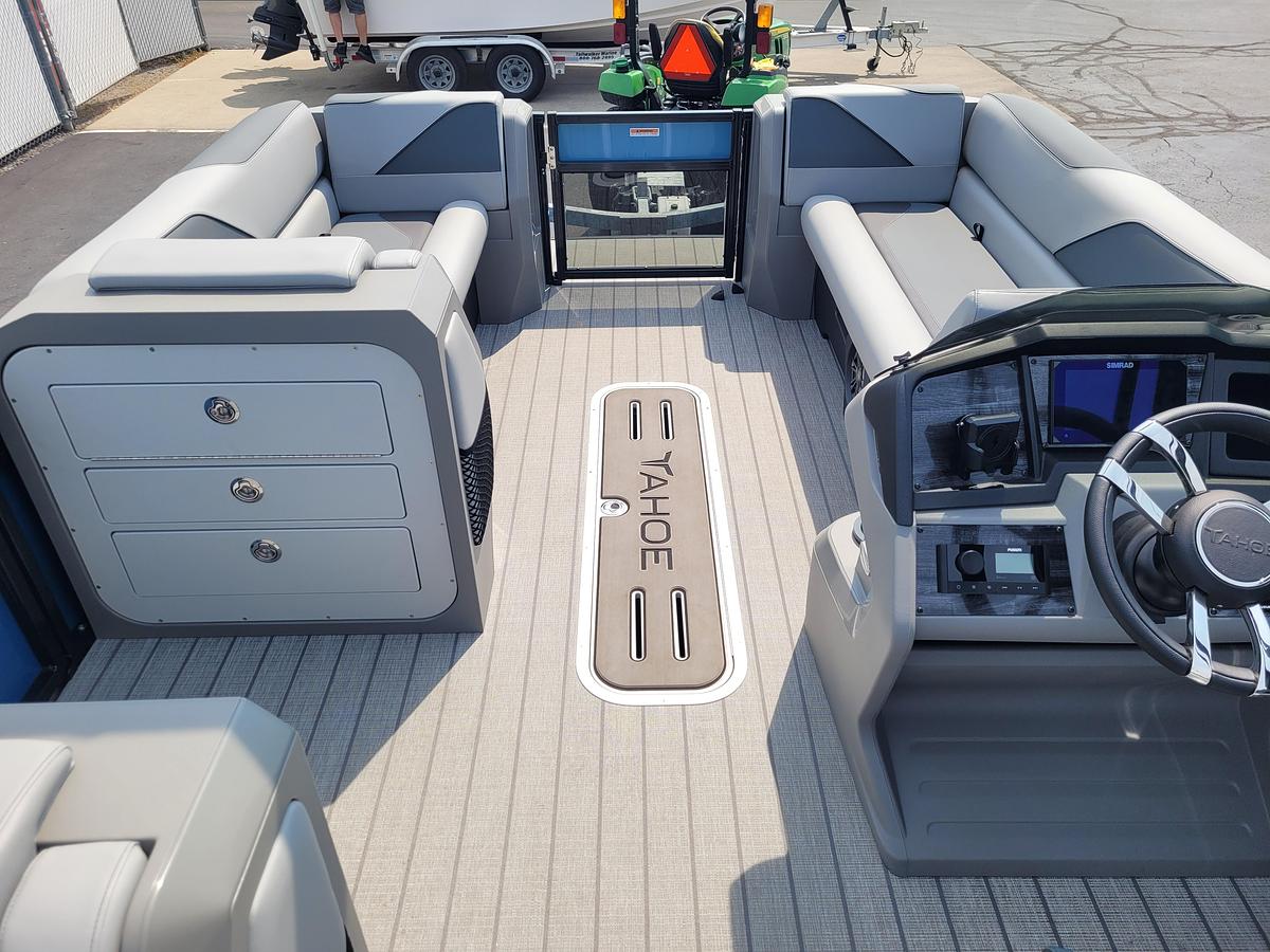 2027 Tahoe Pontoons 2385 Sport 85 Versatile Rear Bench SP25