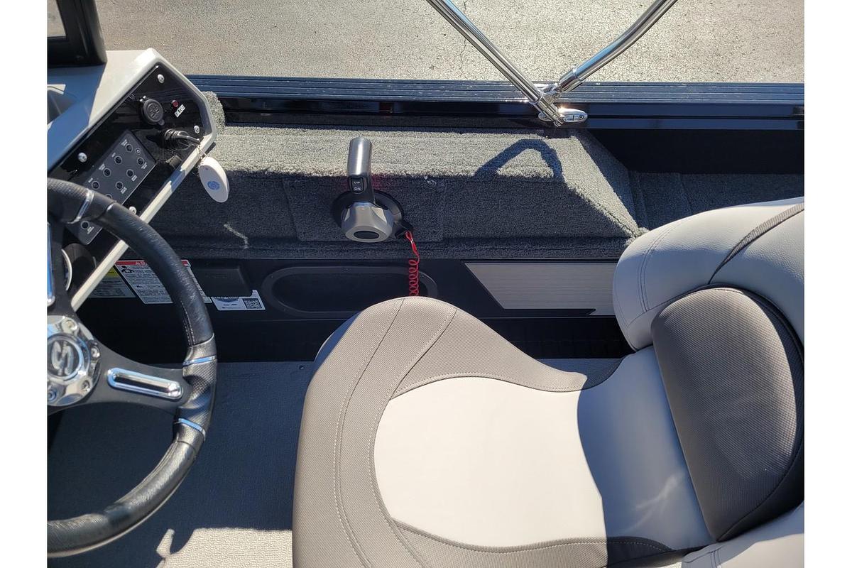 2026 Smoker Craft 178 Adventurer DC PRO