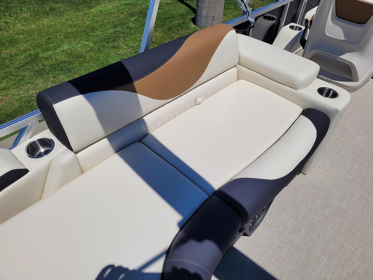 2026 Tahoe Pontoons 2385 LTZ Quad Lounger Shift