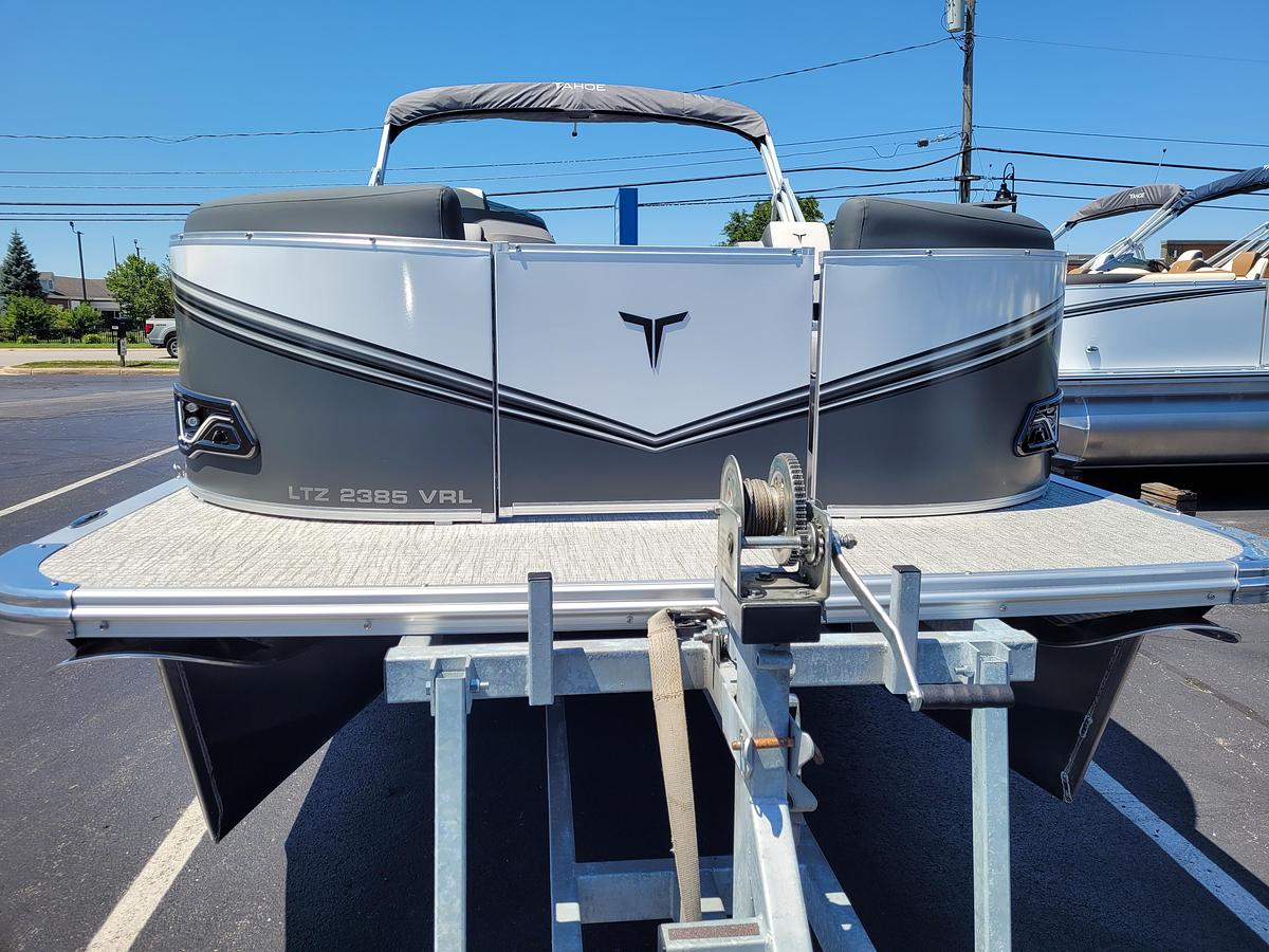 2026 Tahoe Pontoons 2385 LTZ Verstaile Rear Lounger