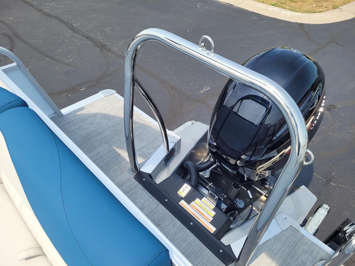 2027 Tahoe Pontoons 2185 LTZ Elite SP25