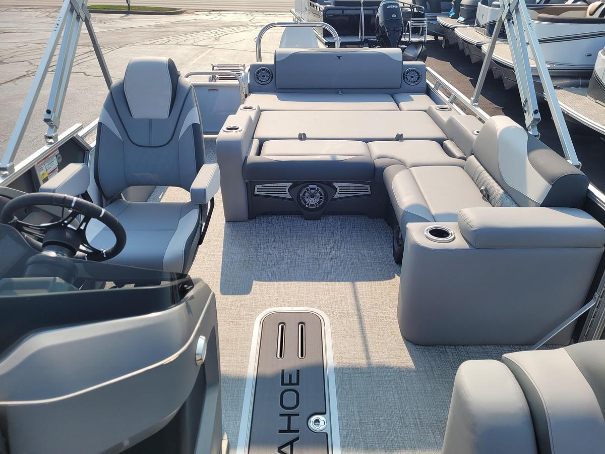 2026 Tahoe Pontoons 2385 LTZ Versatile Rear Lounger SP25